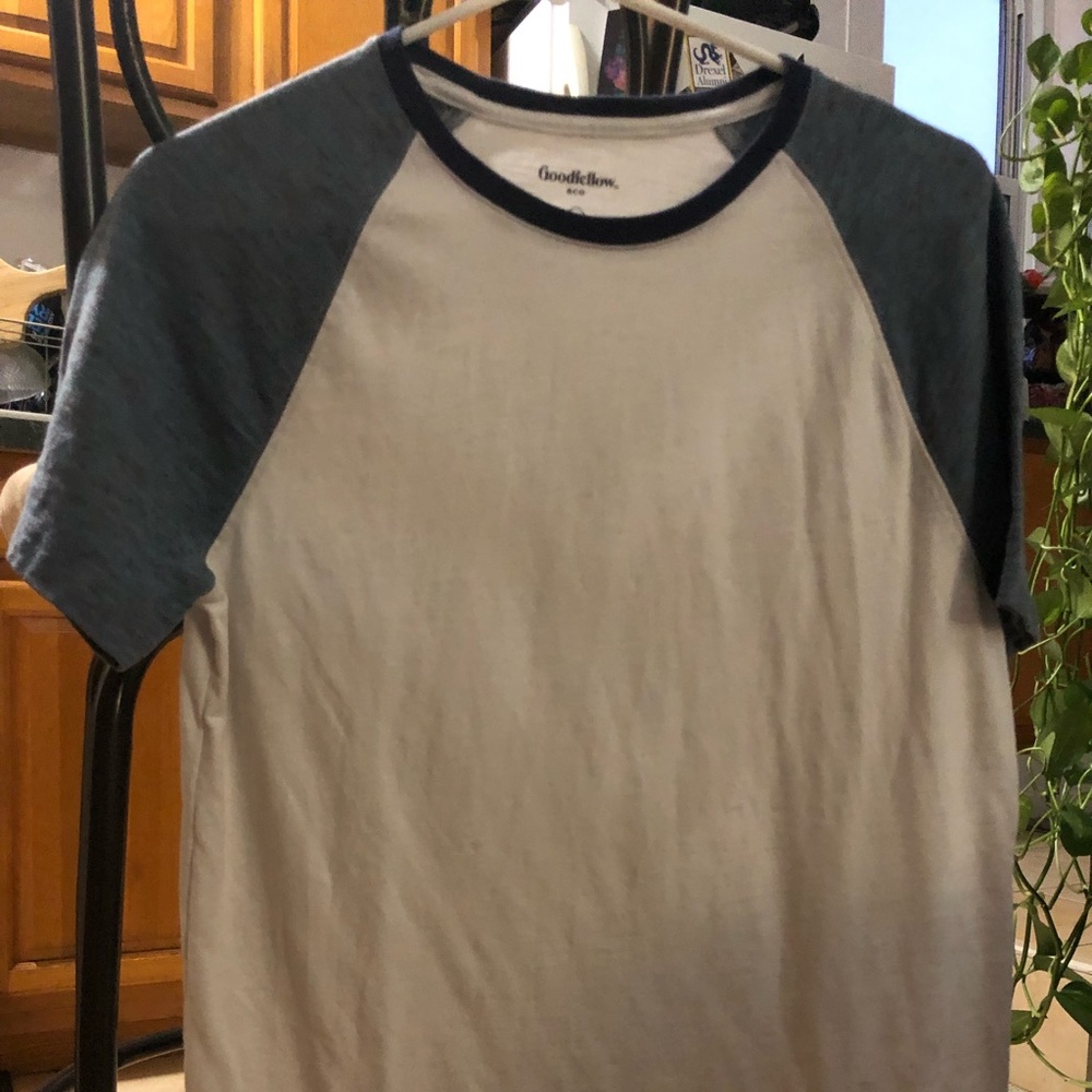 Baseball tee